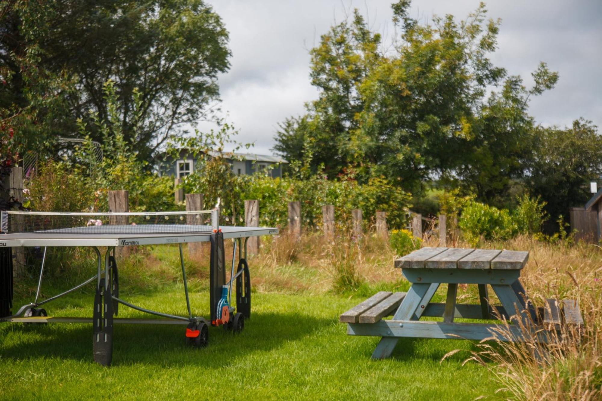 Luxury Glamping Cabin With Outdoor Bath On Cornish Flower Farm Truro Esterno foto